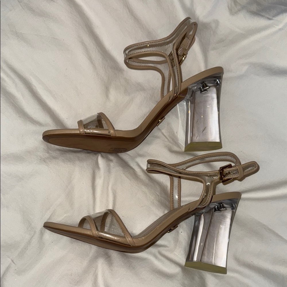 Michael Kors Tan Block Lucite Heel Sandals. Never worn. 6.5M